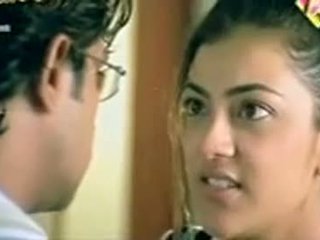 Telugu skådespelerskan kajol agarwal visning klantskallar