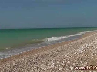 Blond naturalist nackt auf die strand