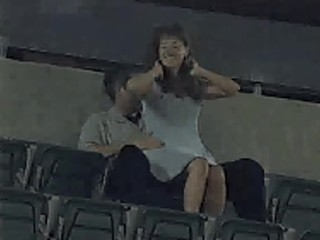 Amateurs having sesso in stadium