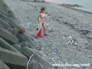 Buta road cone fuck at a publik pantai