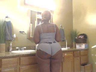 PAWG web camera show with sextoy.