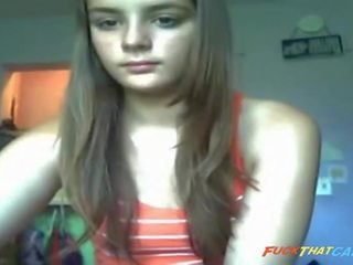 Jong russisch tiener naakt op webcam